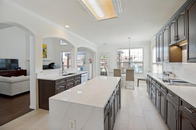 7531 Maribeth Dr