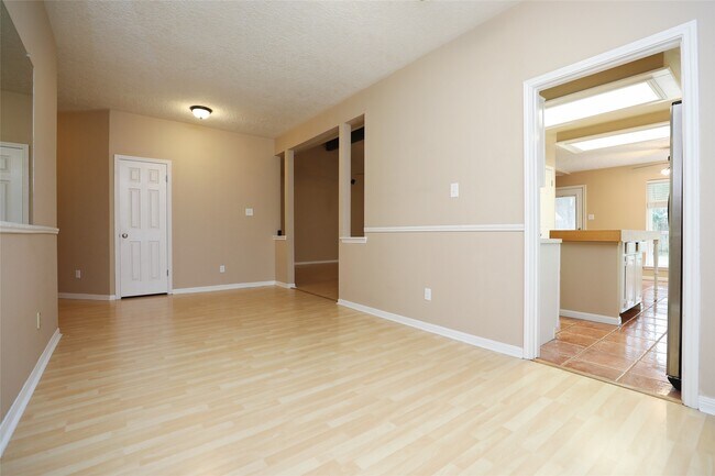 Photo - 22815 Red River Dr
