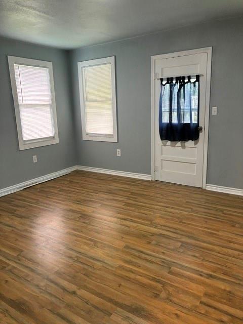 309 E Hoffman Ave