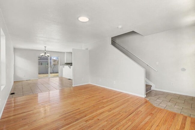 Photo - 3907 Heatherwood Cir