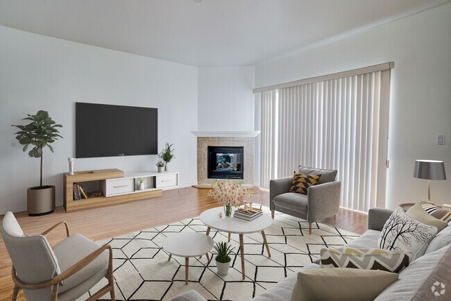 Staged living room - Corinth Rental