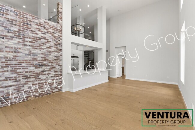 Spacious 2-Bedroom Condo with 2 Full Baths in Oxnards Channel Island
