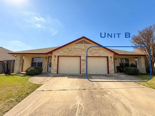 Building Photo - 4706 John David Dr