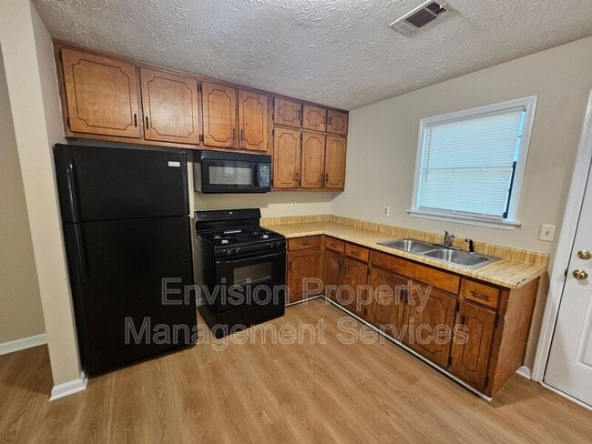 Photo - 111 Jay Ln Unit B