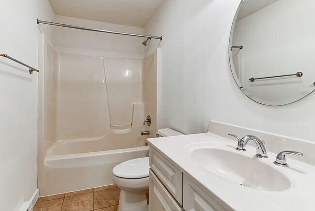 Photo - 2 bedroom apartment walking distance to ESU and Pocono Medical Center! Unit 309- Orchard Street Apartments