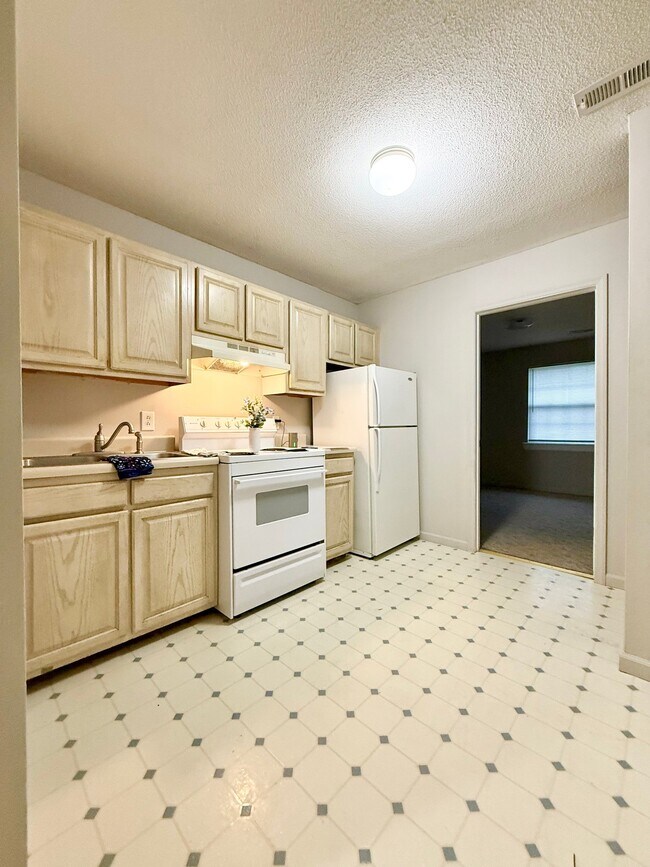 Photo - 102 Carter Sells Rd