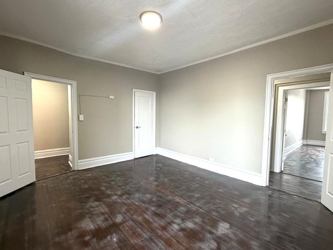 Photo - 157 S Harrison St Unidad 1001