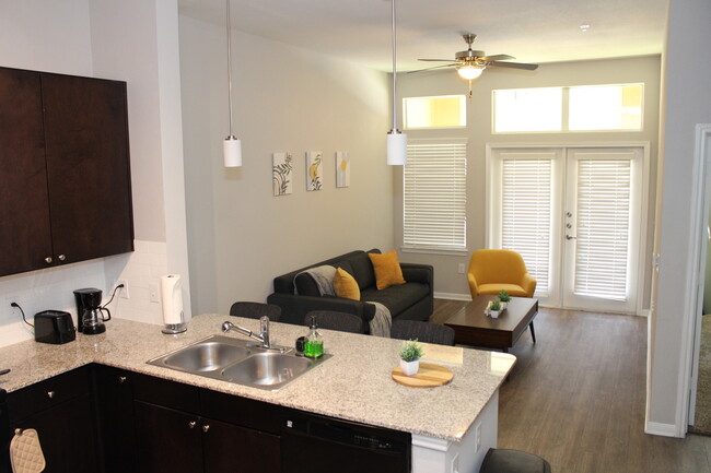 Photo - 8820 Lakes At 610 Dr Apartments Unit 163