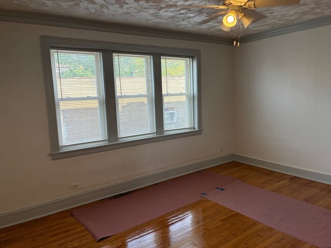 Photo - 1206 N Laramie Ave Unit 1A