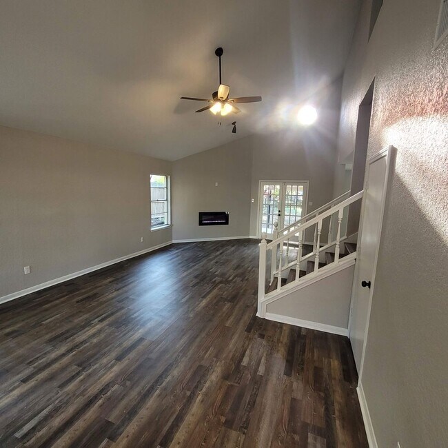 Photo - 14623 Highland Ridge