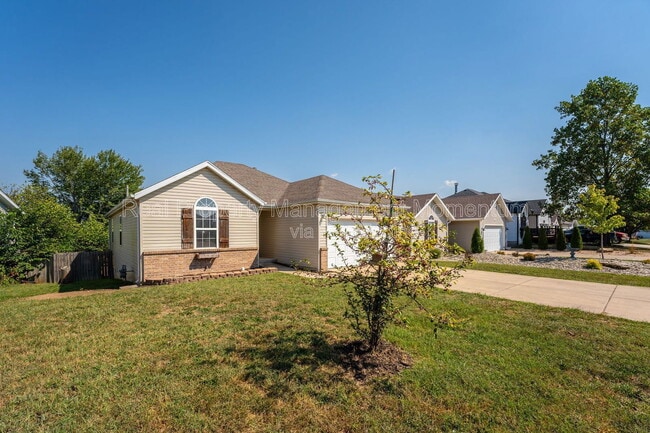 Photo - 882 S Hickory Ln