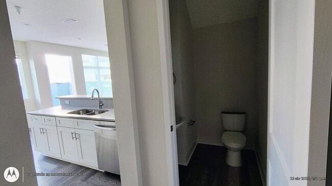 Photo - 142-837 Calla Terrace N