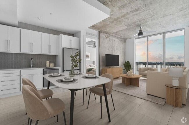 Building Photo - 300 S Australian Ave Unit A Rental