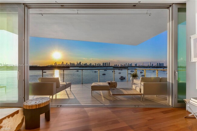 Photo - 3 br, 3.5 bath Condo - 1300 Monad Ter Unit 5F Unidad 5F