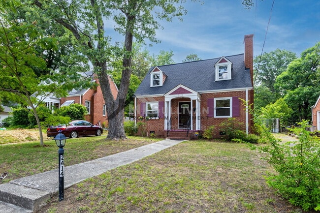Photo - 2414 Farthing St