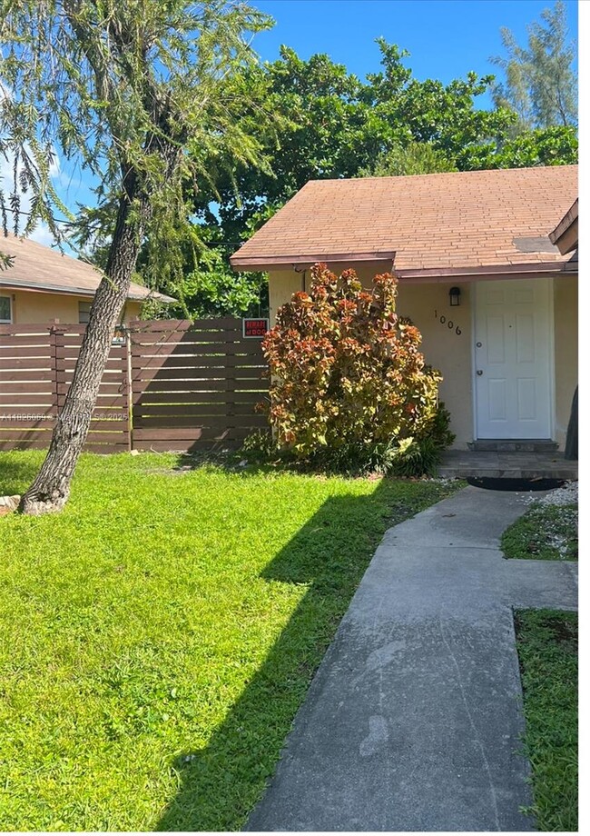 Photo - 1004 SW 8th St Apartamento Unidad 1006