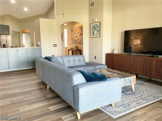 Photo - 3060 Horizon Ln Unidad 1404