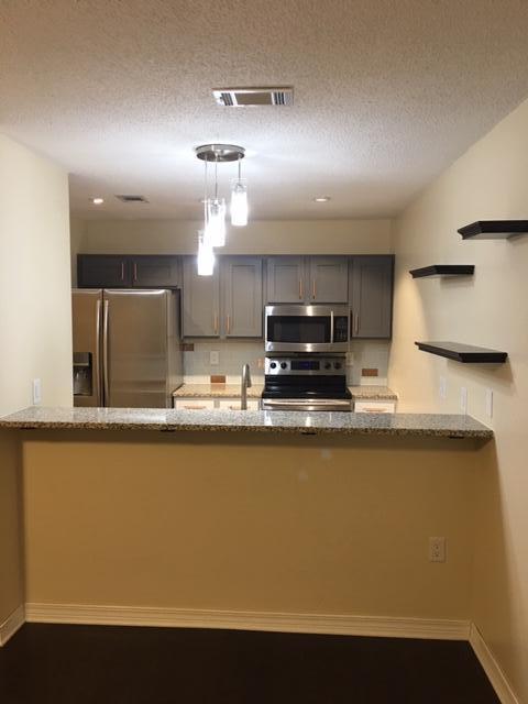 Photo - 36 Alder Ave SE