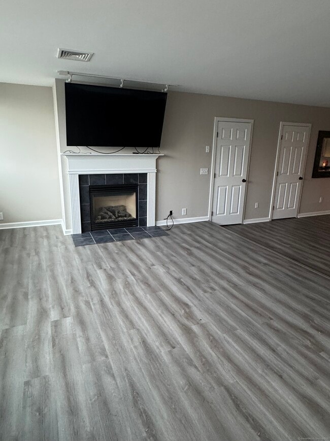 Photo - 255 Cherry St