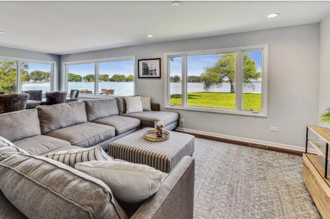 Photo - 36856 N Hickory Ct Unit ID1374780P