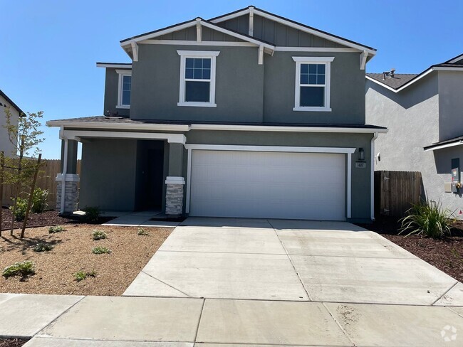 Building Photo - Beautiful New Home – Ready for Immediate M...