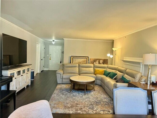 Photo - 1104 Pine Heights Dr NE