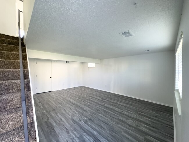 Kingsridge East Apartments