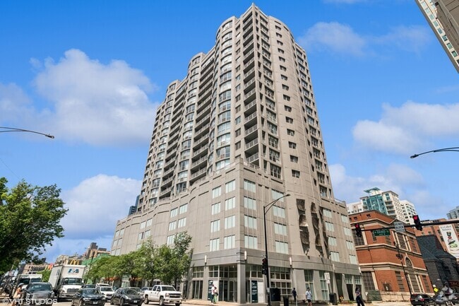Building Photo - 600 N Dearborn St Unit 1509 Rental