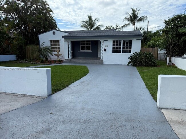 Building Photo - 4340 SW 15th St Rental