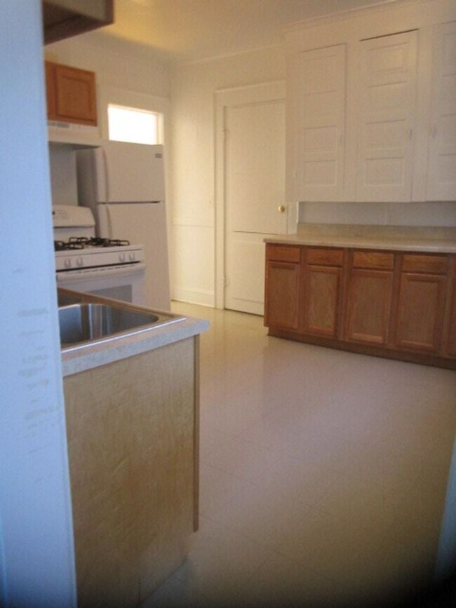 Photo - 1020-22 Euclid Avenue Unit 1020