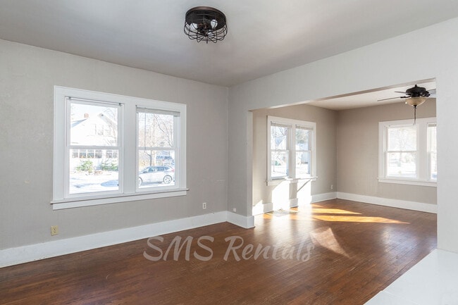 Building Photo - 319 Fink St Unit Lower