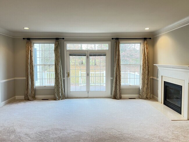 Photo - 5920 Interlachen Ct