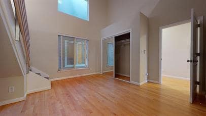 Building Photo - Studio Co-Living Opportunity in the Sunset... Rental