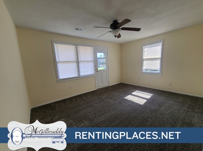 Photo - 1705 Holden Ct