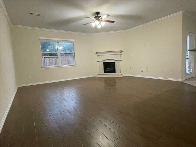 Photo - 4507 Montcliff Bend Ln