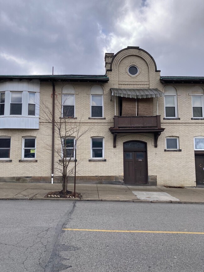 Photo - 346 Washington Ave Unidad 3