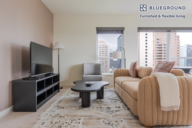 Photo - 10301 NE 10th St Unidad FL11-ID945