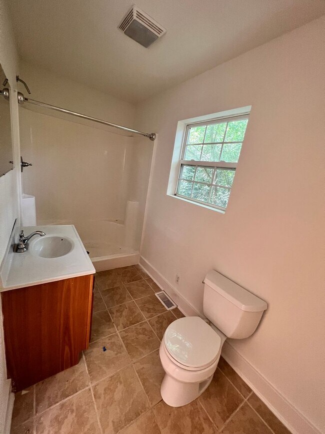 Photo - 2 bedroom 2 bathroom for rent!