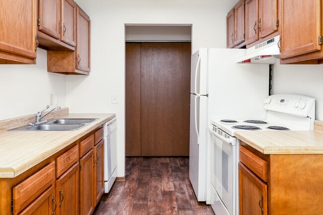 Photo - Heritage Heights Apartments