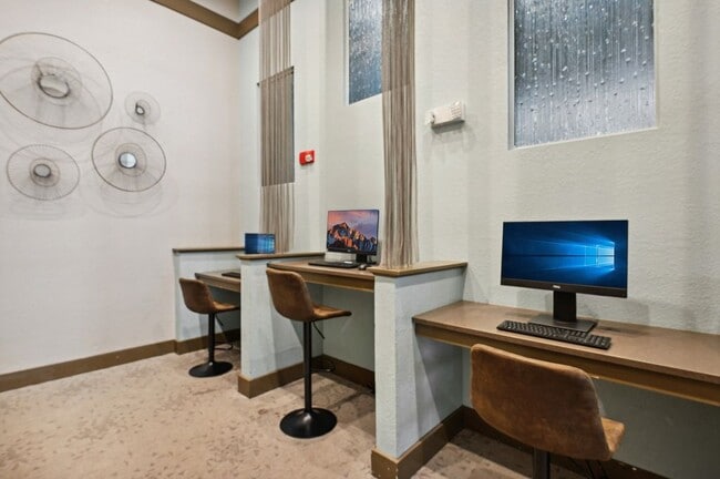 Photo - The Hudson at Deerwood