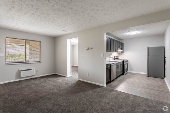 The Hawthorn: 1 Br, 1 Ba - 576 SF - Clear Point Gardens