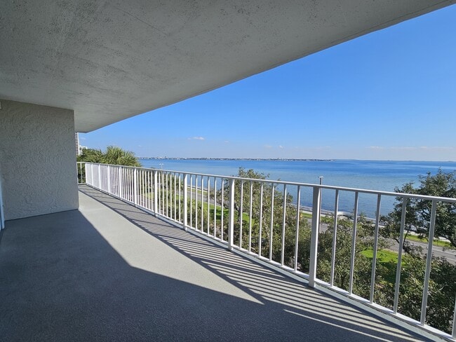 Photo - 2611 Bayshore Blvd