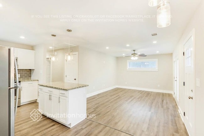 Photo - 2121 Nichols Ln