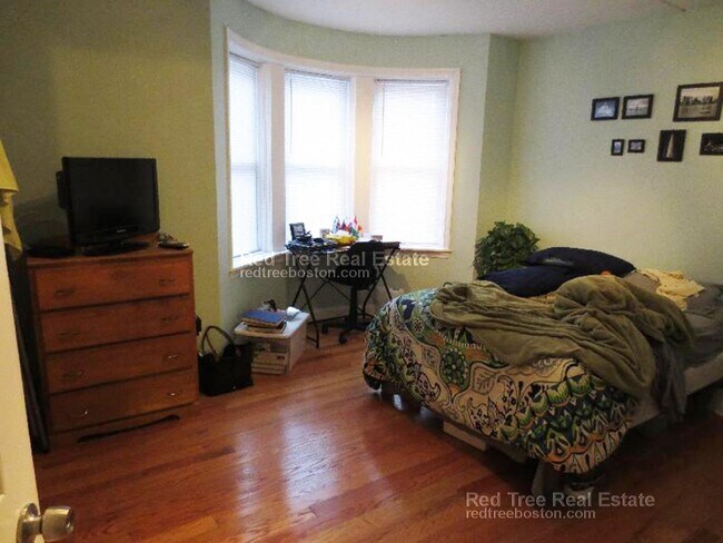 Photo - 22 Hayden St