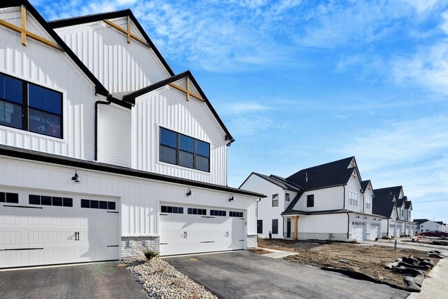 Photo - 5491 Fawnsbury Ct Unit 550