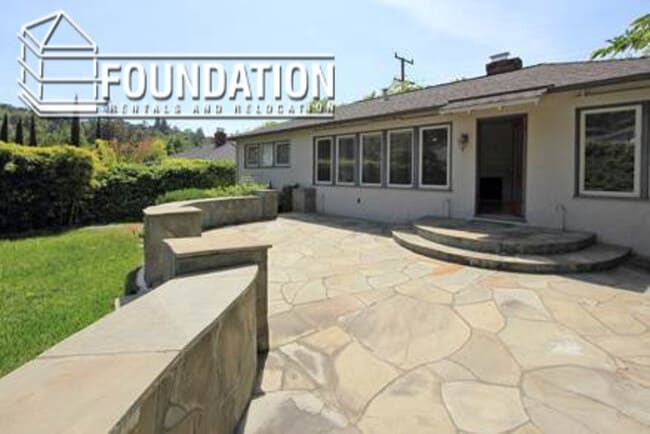 Photo - 124 Hilldale Dr