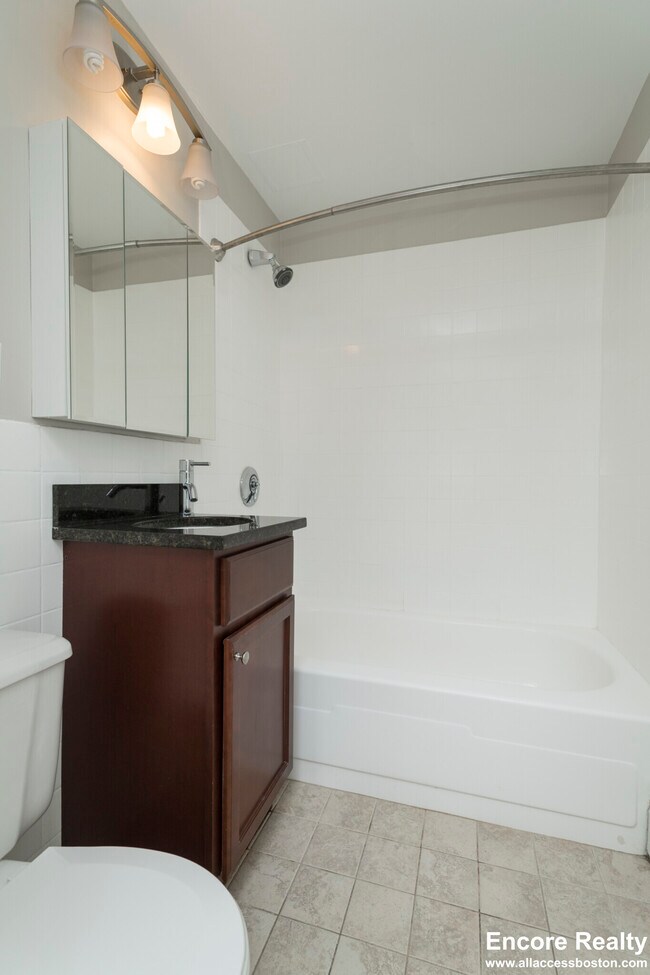 Photo - 1410 Columbia Rd Unidad 712E