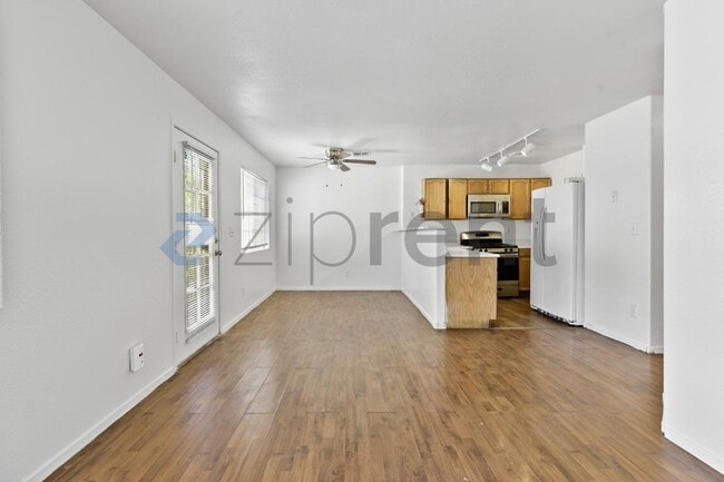 Photo - Unit 120
