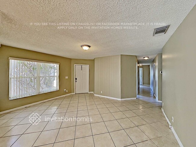 1156 Rialto Dr