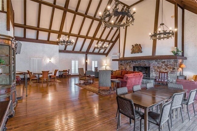 Photo - 6851 Roswell Rd Unidad K6